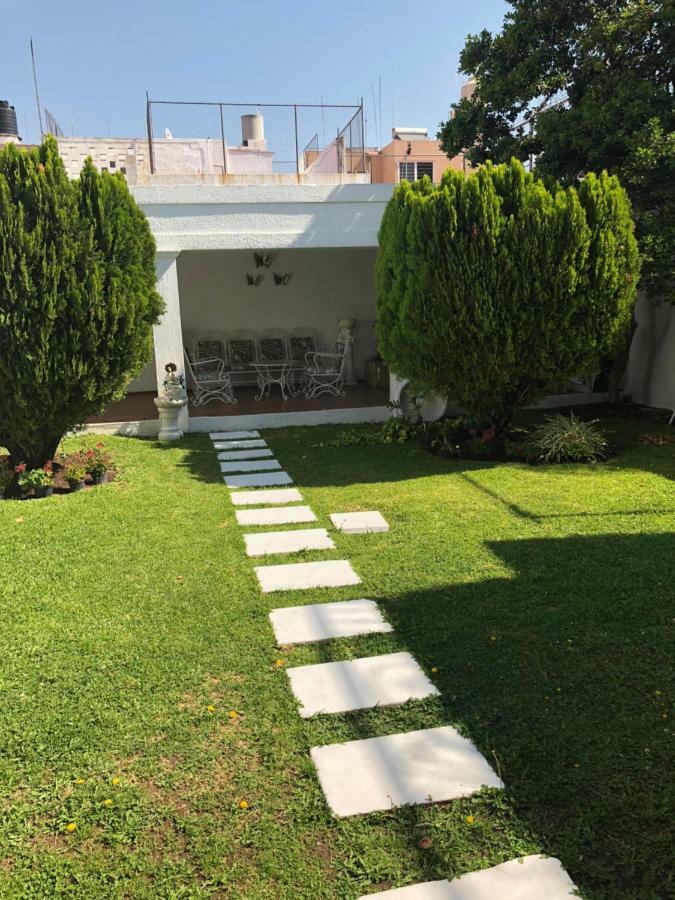 Hostal Guadalajara Cosmopolitan Providencia מראה חיצוני תמונה